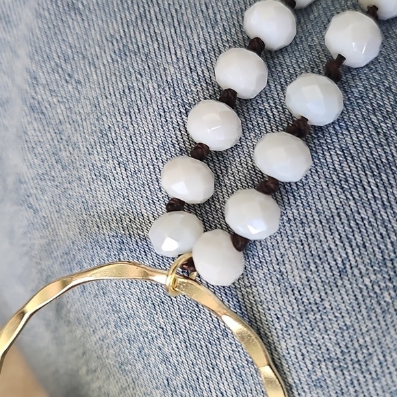White Glass Beaded Necklace With Gold Hoop. - Picture 2 of 2